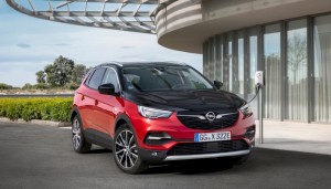 Opel-Grandland-X-Hybrid